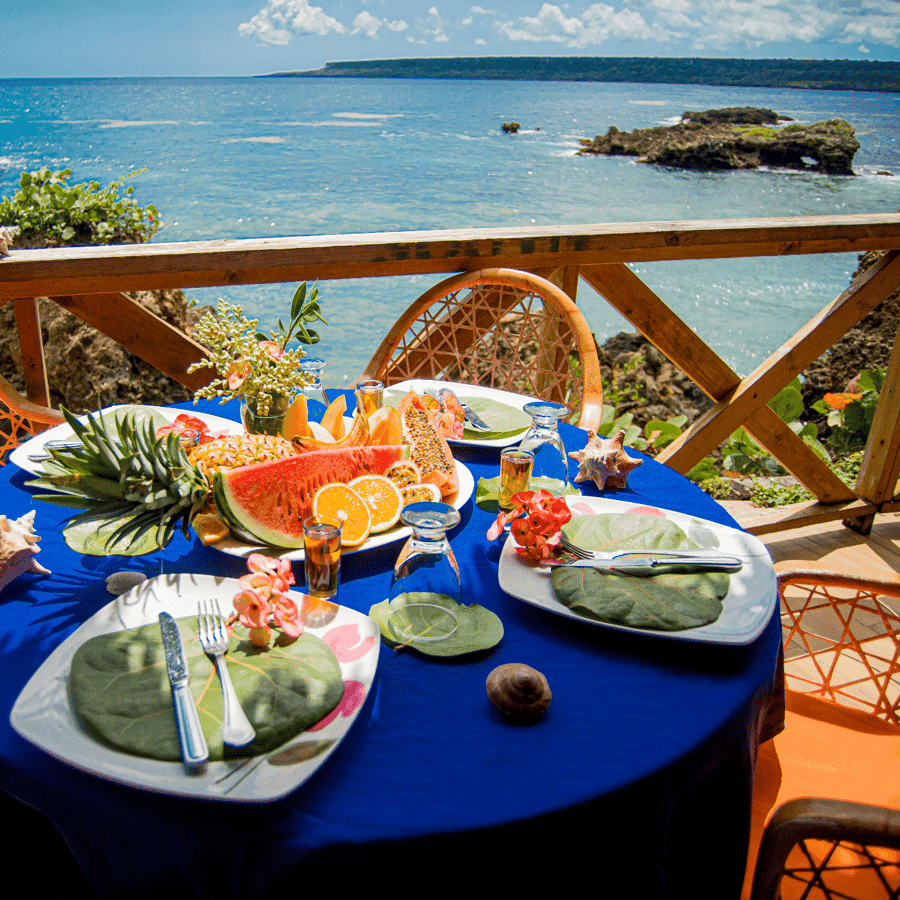 Punta Cana: Restaurant and Beach Club Tour with Transfer