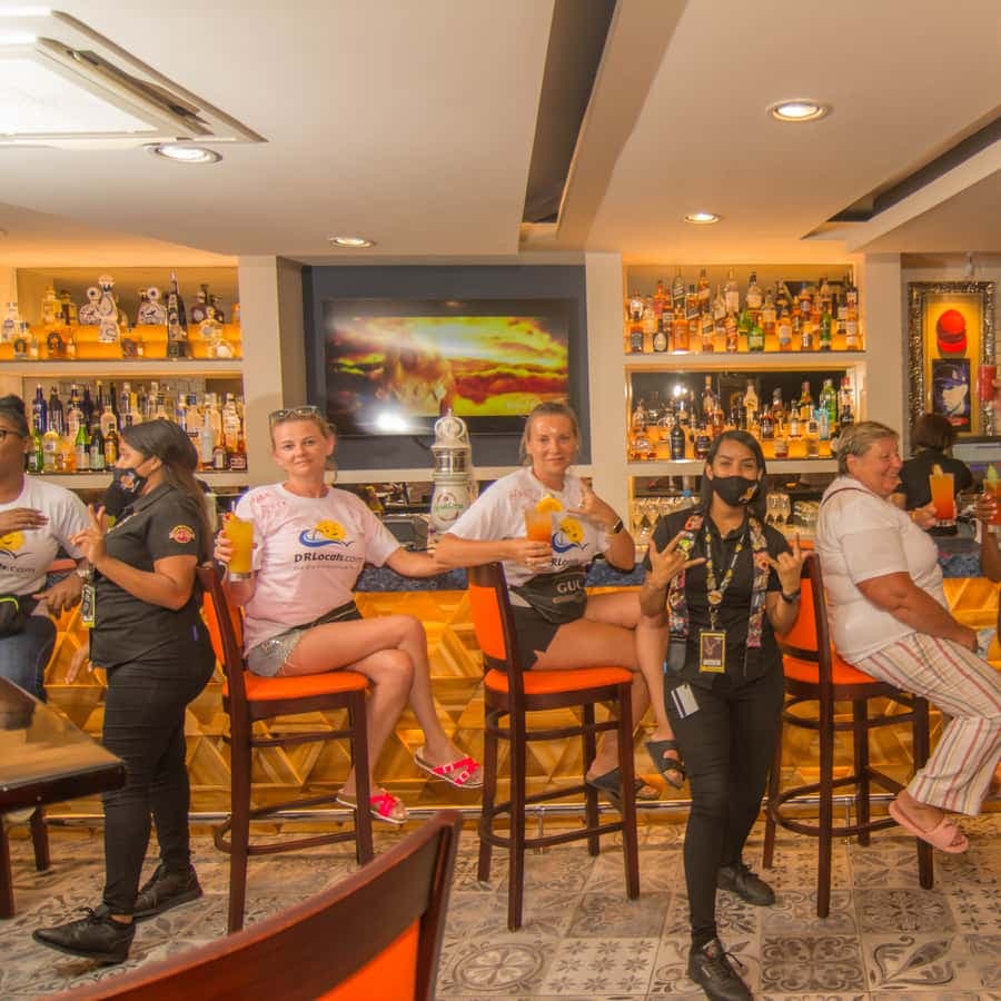 Punta Cana: Guided Bar Crawl with a Rum Shot and Transfers