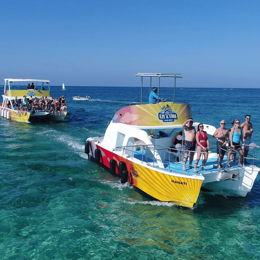Punta Cana: Catamaran Party Cruise, Parasailing & Snorkeling