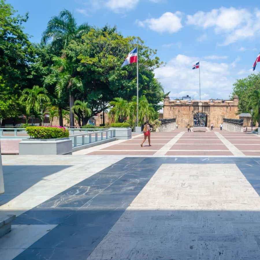 From Bávaro or Punta Cana: Santo Domingo Highlights Tour