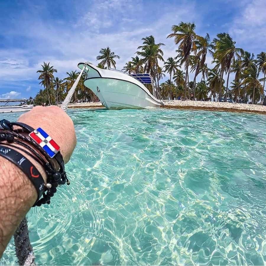 Saona Island Tour All Inclusive Speedboat and Catamaran