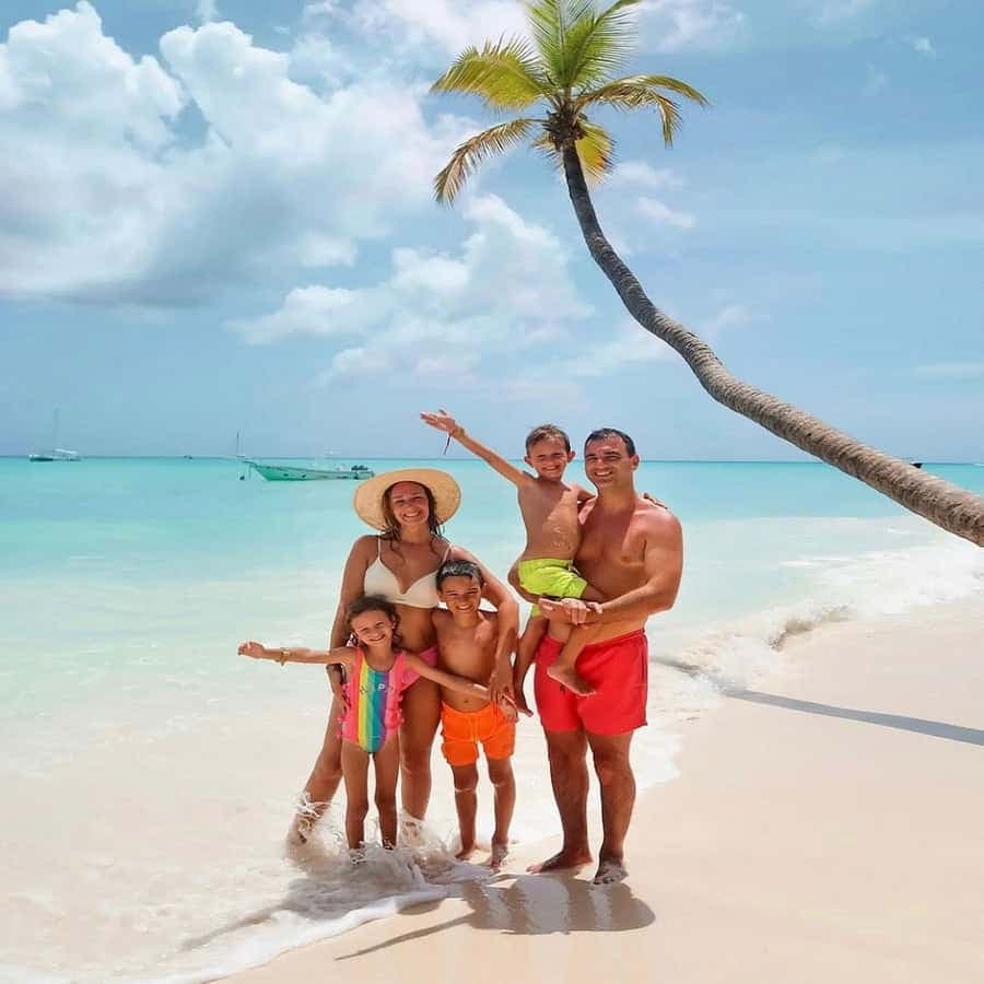 Saona Island Tour All Inclusive Speedboat and Catamaran