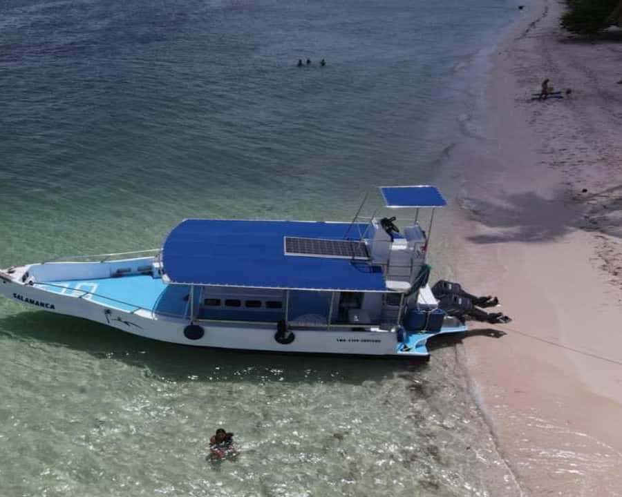 La Romana: Saona Island Tour with Lunch for Mein Schiff