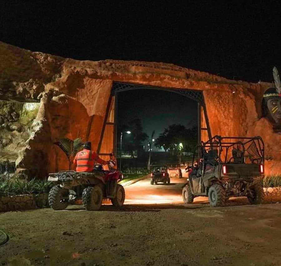 Punta Cana: Buggy Tour with Cenote Swim and Dinner