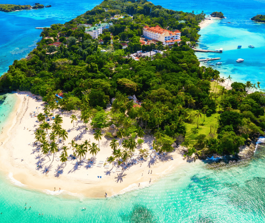 Punta Cana: Samaná Cayo Levantado & El Limón Waterfall Tour