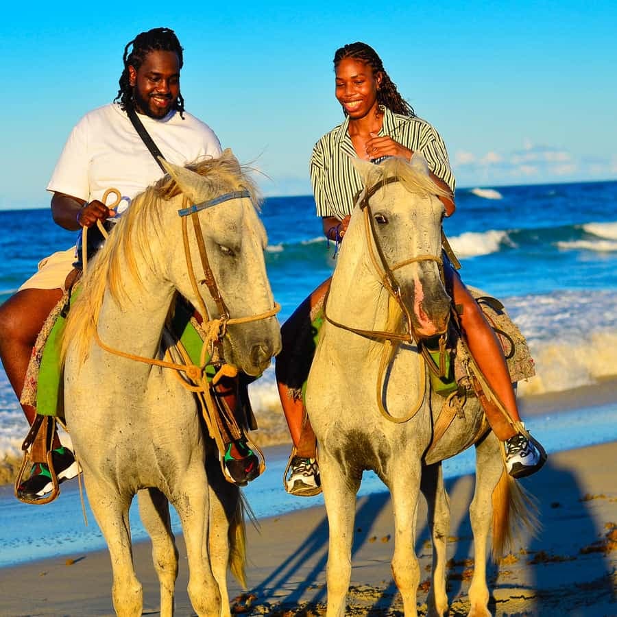Punta Cana: Horseback Riding Tour with Sunset at Macao Beach