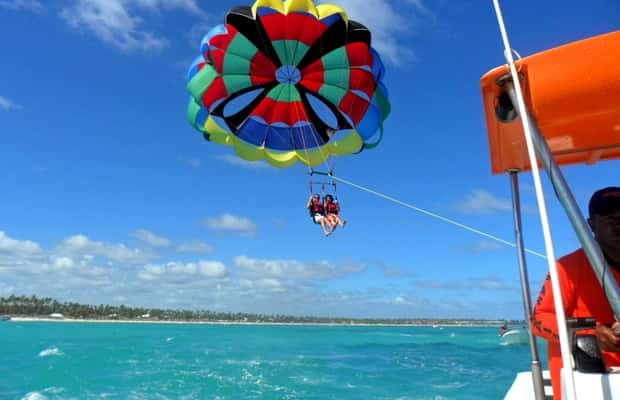 Punta Cana: Parasailing Trip Around the Coast of Bavaro