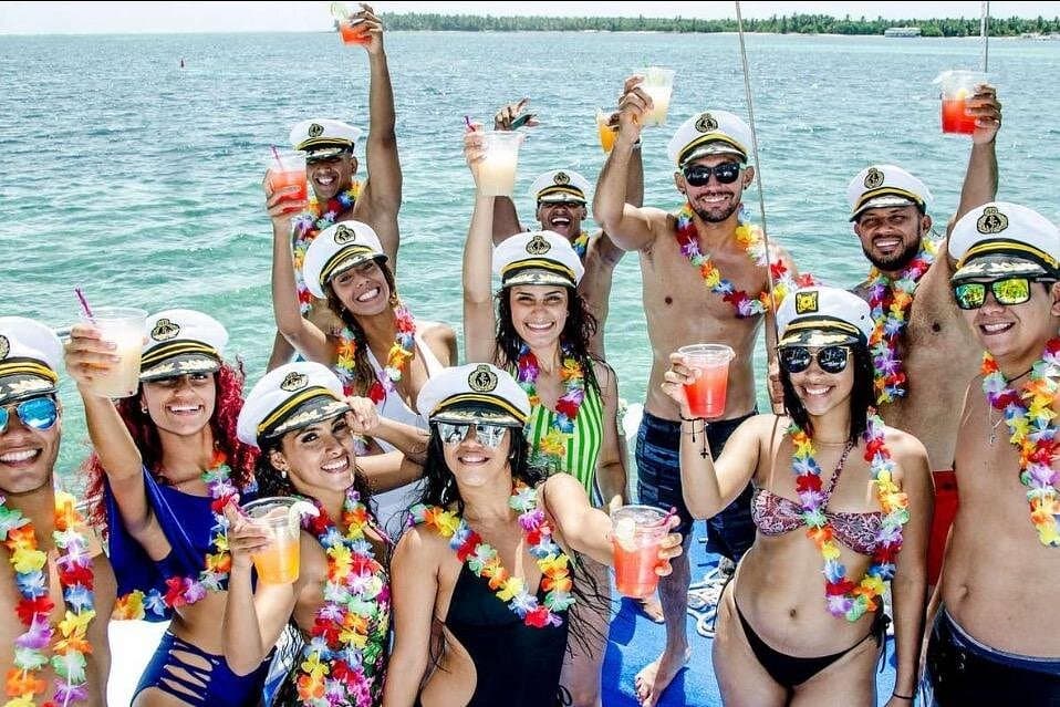 Punta Cana Party Booze Cruise, open bar, snorkeling Only Adult