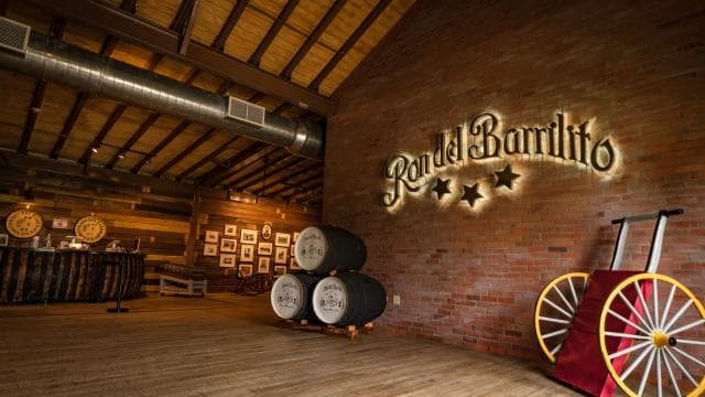 San Juan: Ron del Barrilito Distillery Tour