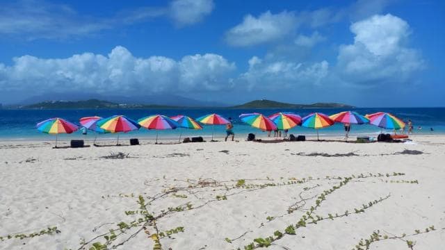 From Fajardo: Icacos Island Boat Trip and Beach Day Package