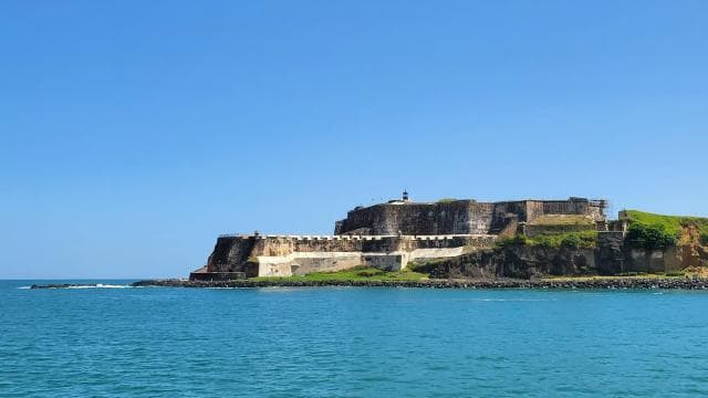 BEACH DAY EXPERIENCE | Private "Party Boat" San Juan Bay