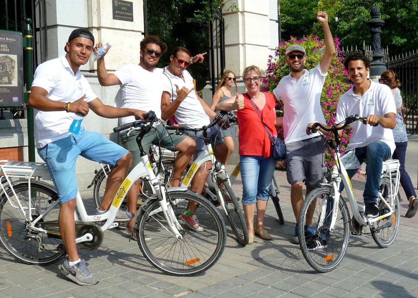 Madrid Retiro Park and Literary Quarter by Bike
