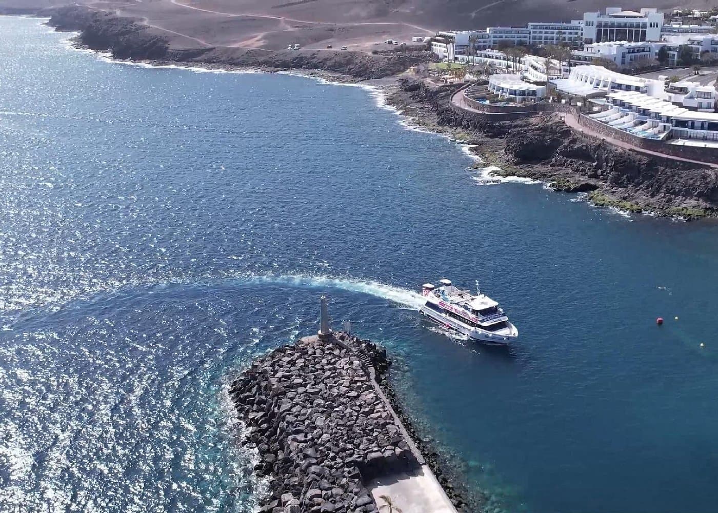 Water Taxi: Puerto del Carmen - Puerto Calero