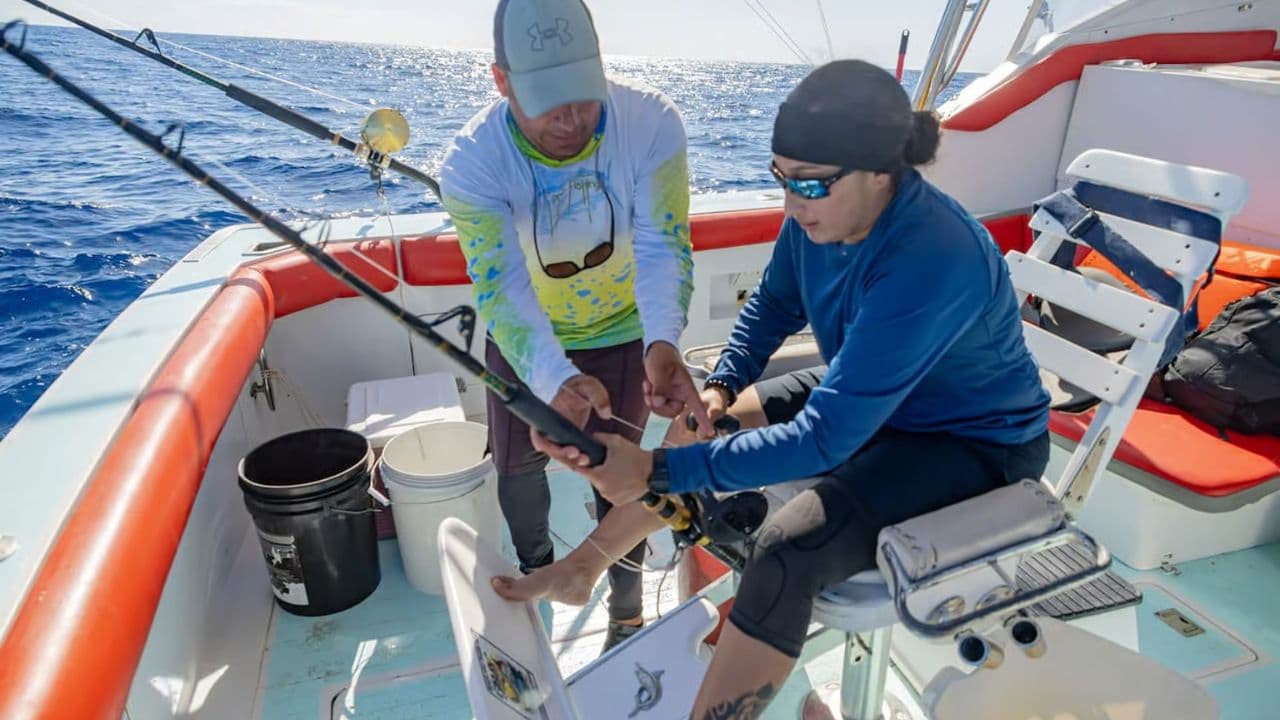 From Punta Cana: Deep Sea Fishing Tour by Boat with Drinks