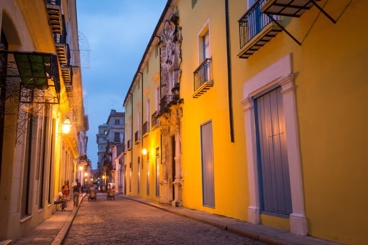 Havana Free Night Tour