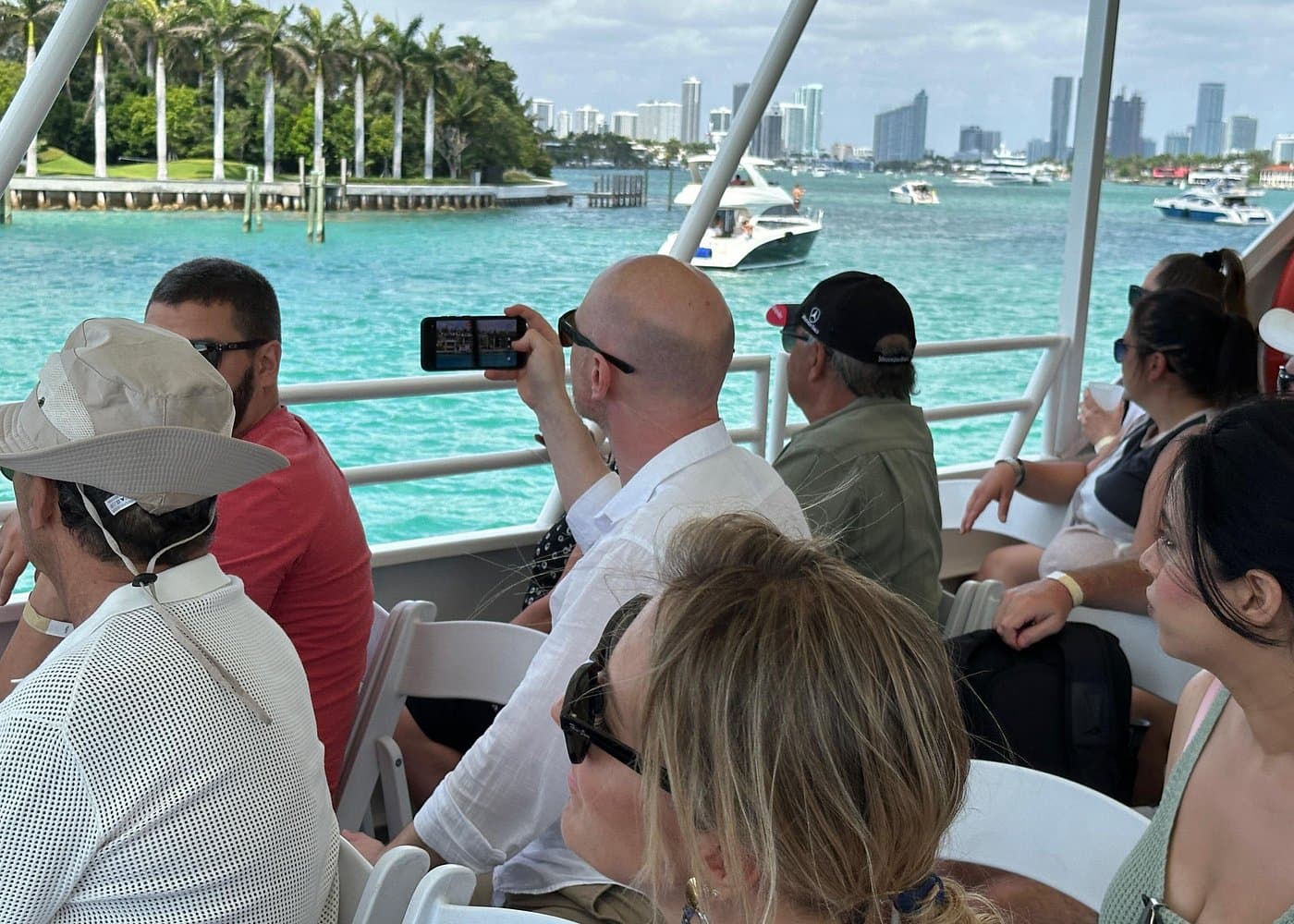 Miami City Tour & Celebrity Homes Cruise+Cuban Coffee Experience