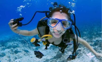 Private: ScubaDoo Underwater Scooter and Snorkel Tour