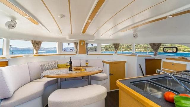 Fajardo: Catamaran Day Cruise to Palomino Island with Lunch
