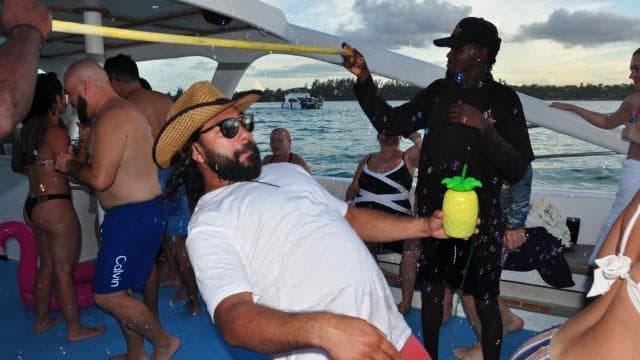 Punta Cana: Catamaran Party Cruise, Snorkeling and Open Bar