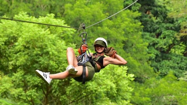 Jaco Beach: Zip-lining, Horseback Tour Combo