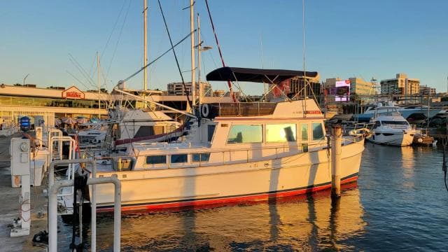 BEACH DAY EXPERIENCE | Private "Party Boat" San Juan Bay