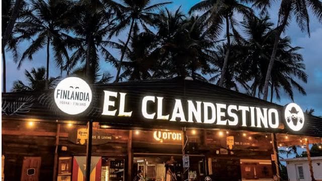 Puerto Rico: North Coast Springs, Caves, and Beach Tour