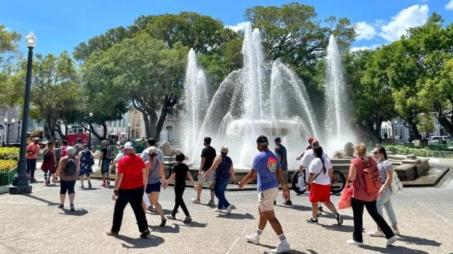 Ponce: Guided City Walking Tour