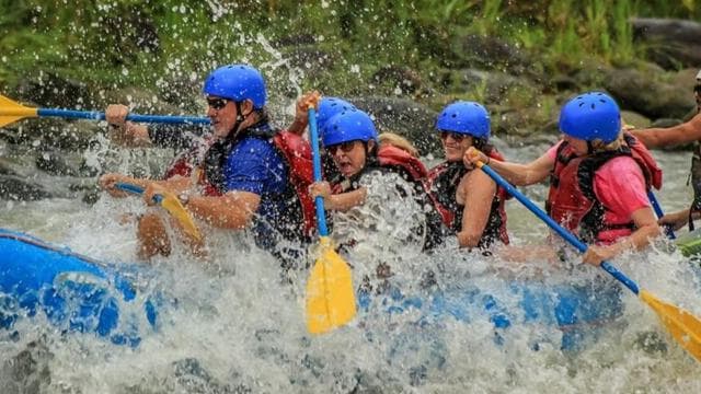 Manuel Antonio: Whitewater Rafting on Naranjo River