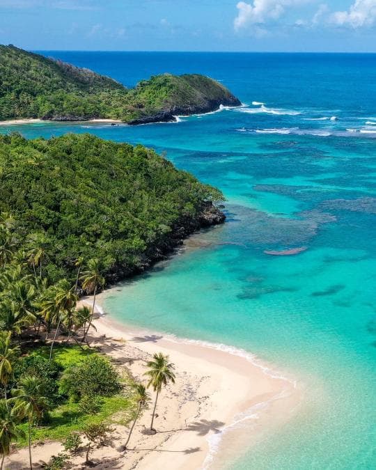 Playa Ermitano & Playa Honda Boat Tour from El Valle Beach - Samana