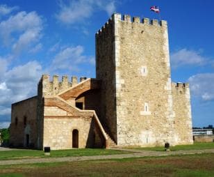 Santo Domingo: Tres Ojos, Faro a Colón & Mamajuana Tour