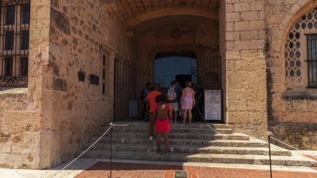 From Punta Cana: Santo Domingo City Tour