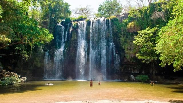 Tamarindo: Celeste River and Llanos de Cortez Waterfall