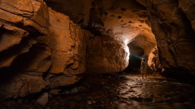 From La Fortuna: Venado Caves Exploration - Small Group Tour