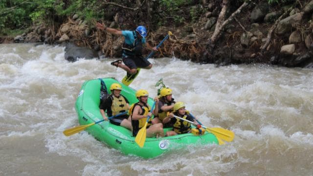 La Fortuna: White Water Rafting Class V