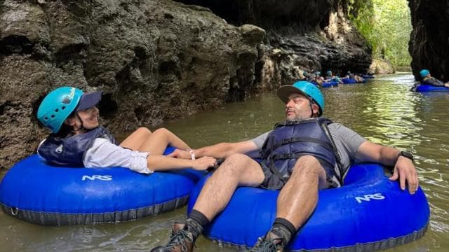 Puerto Rico: Tanama River Tubing & Cave Adventure in Arecibo