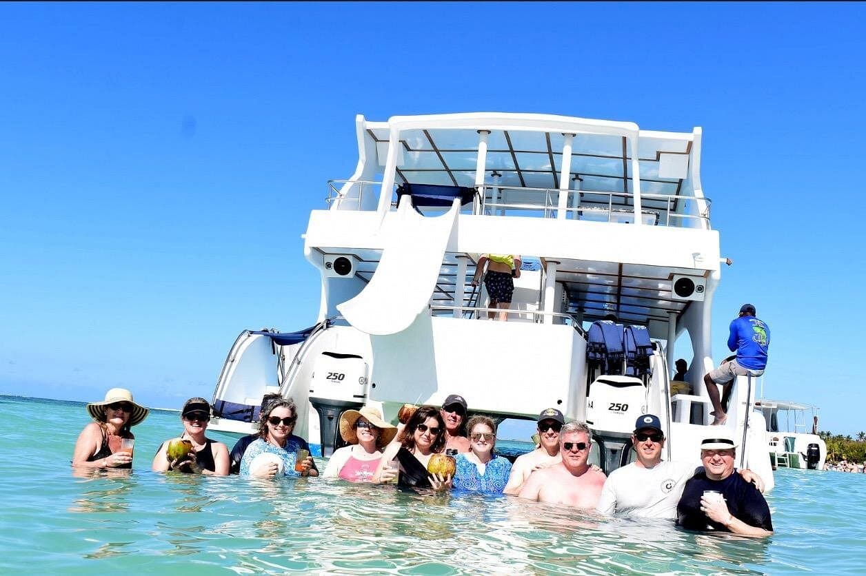 Sand-Bar Punta Cana Party Boat unlimited drinks, snorkeling Vibes
