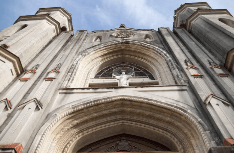 Havana to Varadero: Cuba Tour Package