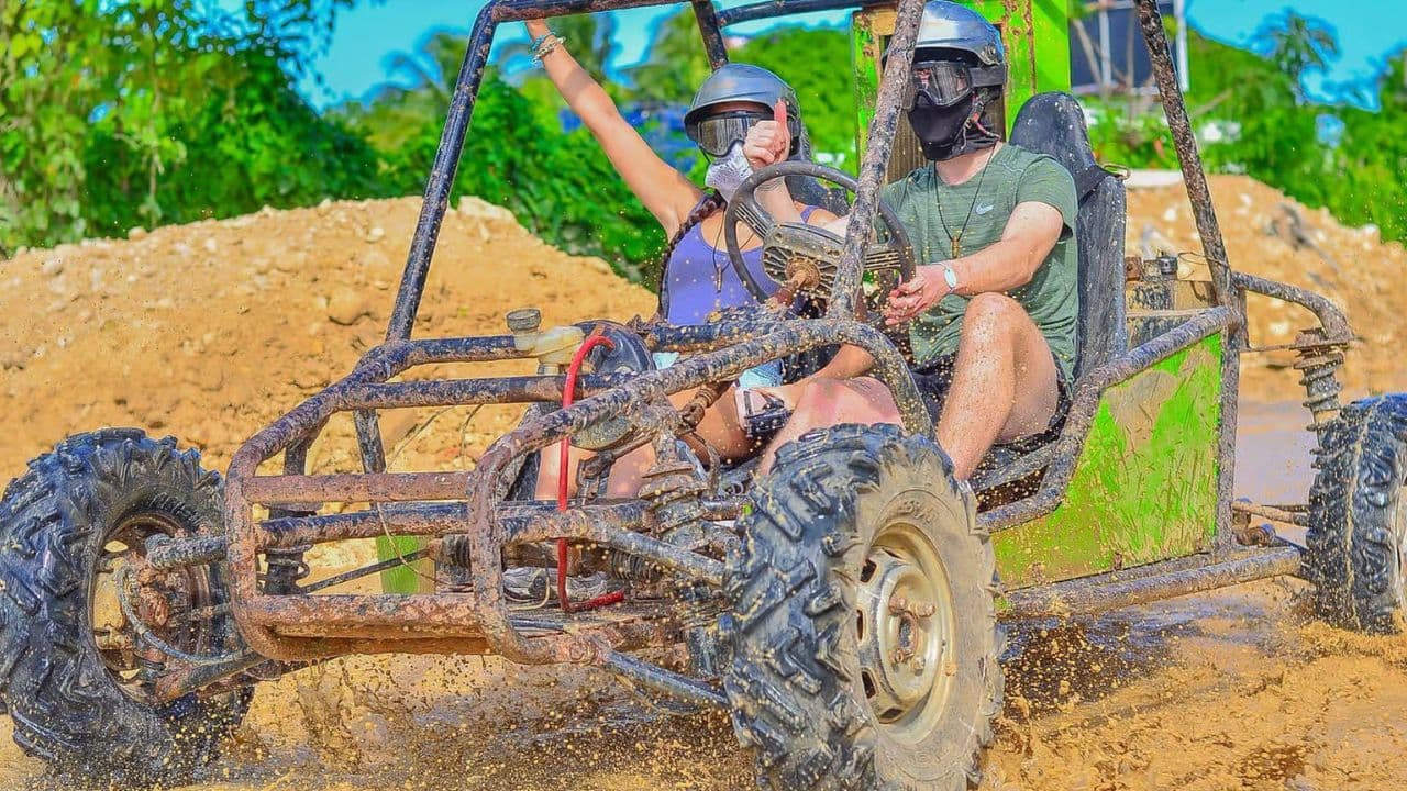 Asombrosa actividad en buggy por la playa de macao y cueva