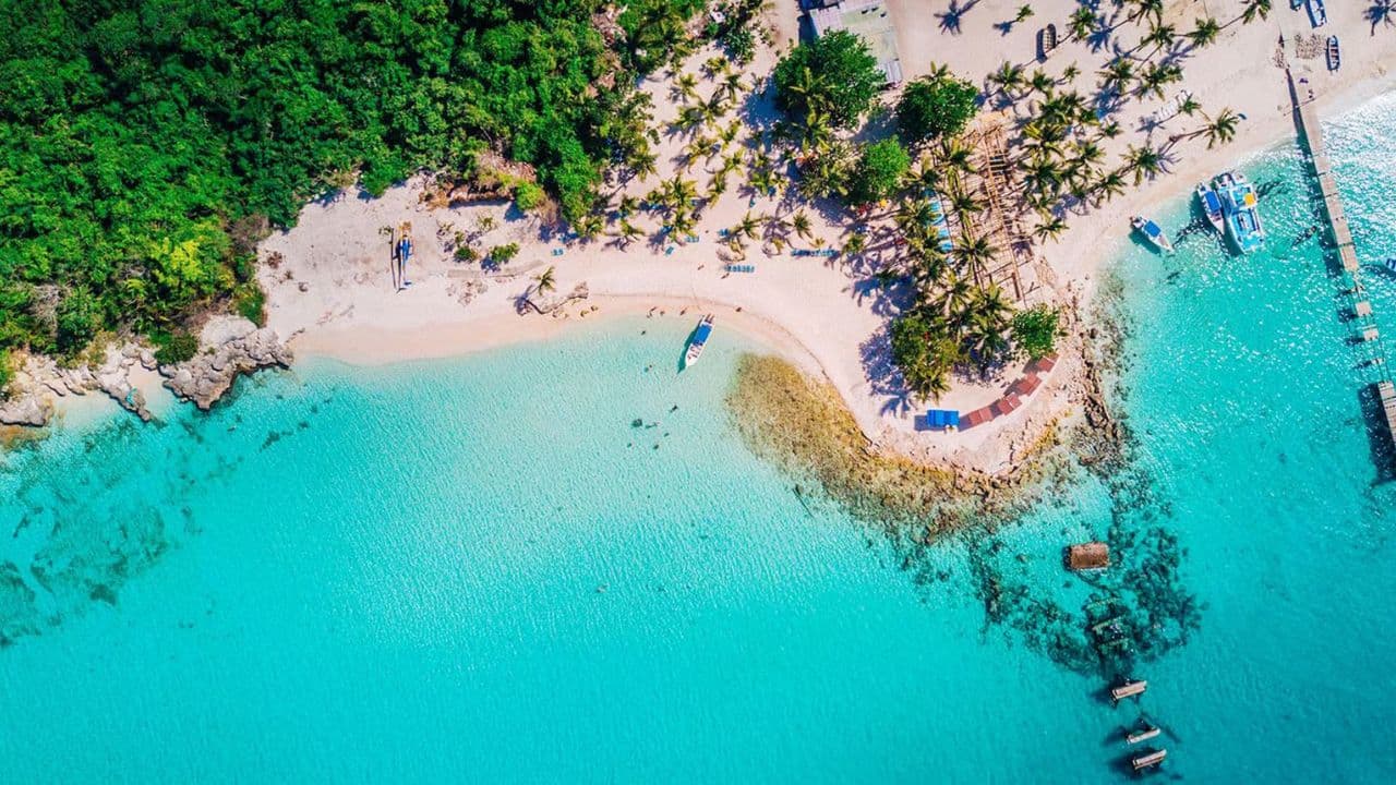 Punta Cana: Saona Island Day Trip with Lunch and Drinks